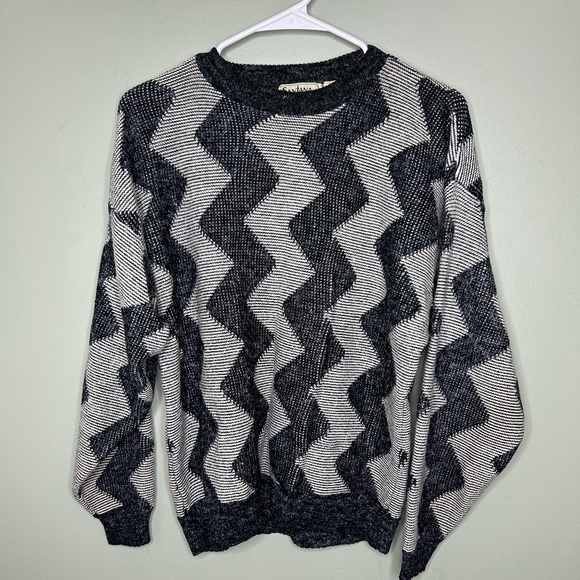 santana Other - Men's vintage Santana medium grey and black knit zig zag sweater